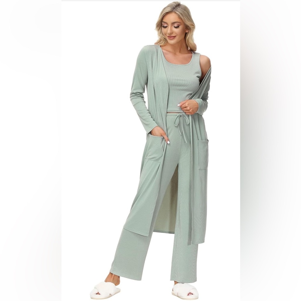 3-piece loungewear set pre-loved, EXCELLENT condition!